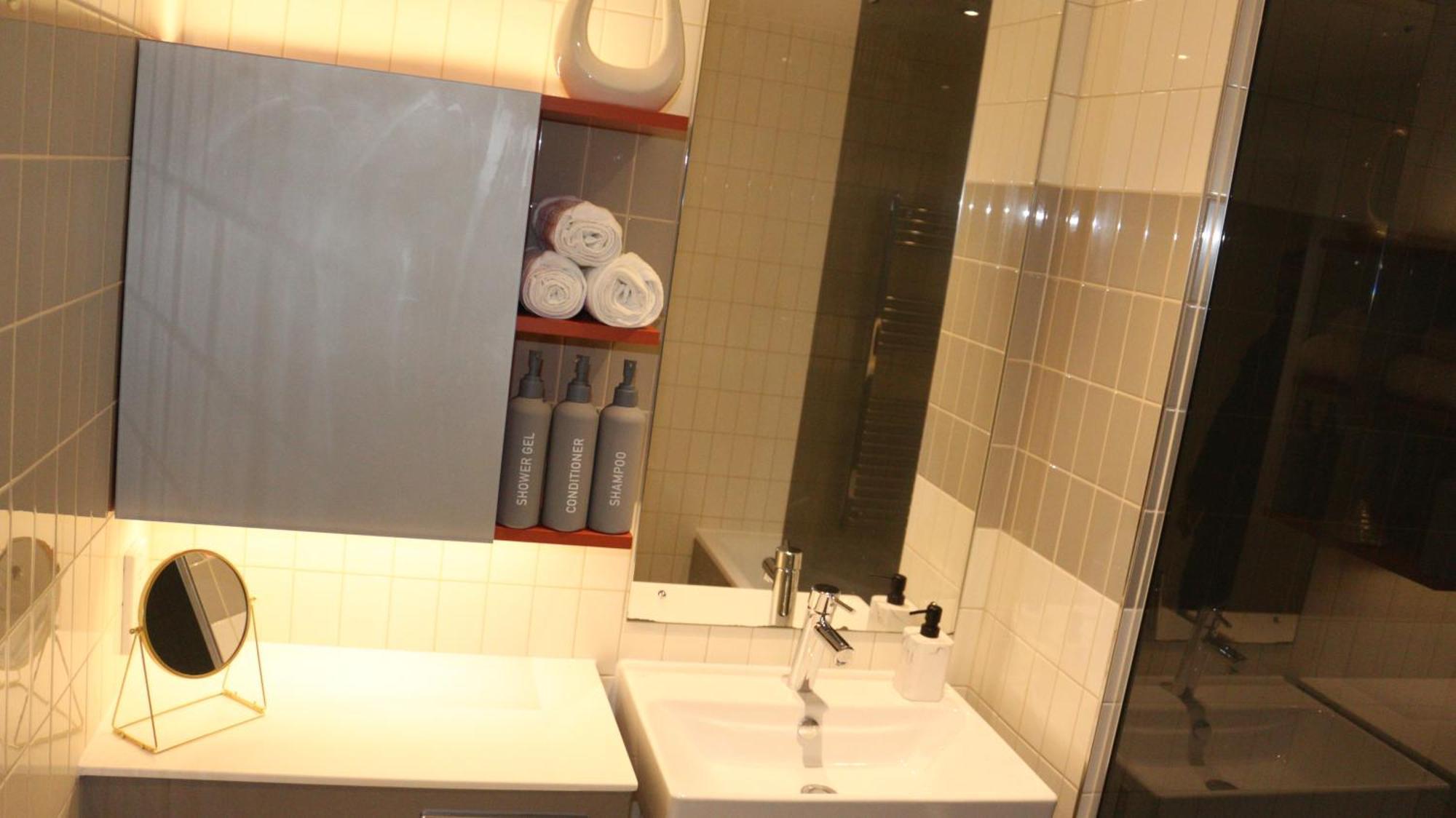 Luxury 1 Bedroom Apartment In Λονδίνο Εξωτερικό φωτογραφία